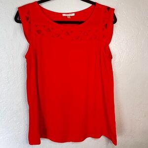 Skies Are Blue Woman’s Top - Size M